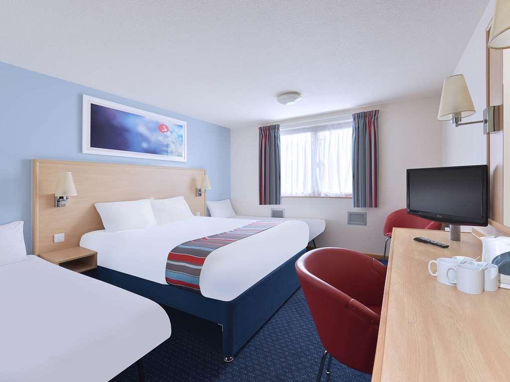Travelodge Bedford Habitación foto